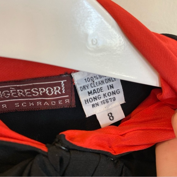 Trigeresport For Schrader 100% Silk Black Long Sleeve Top Red Ruffle Accents - Picture 3 of 6